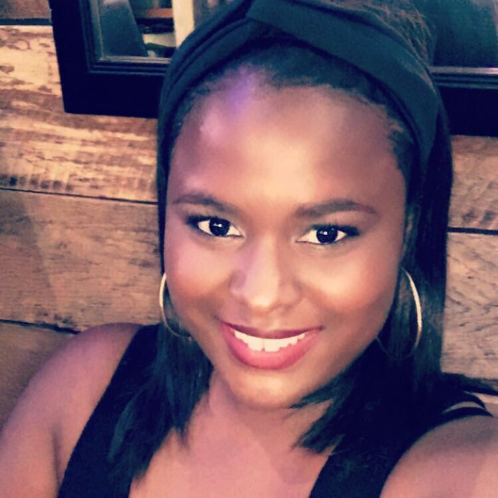 Meet your Posher, Denice